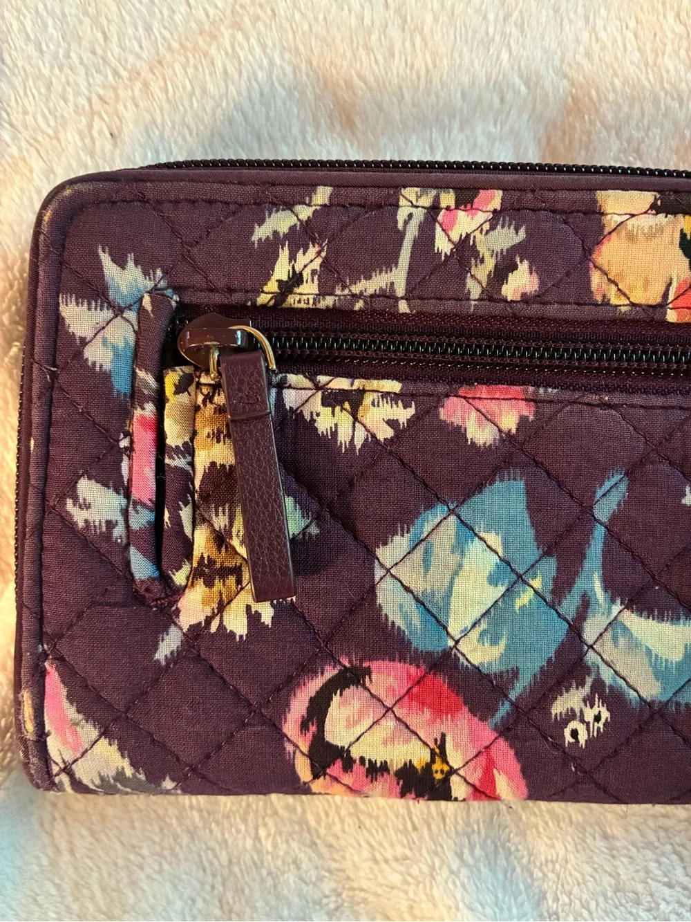 Vera Bradley Purple Floral Kiss Lock Zip Around Wristlet